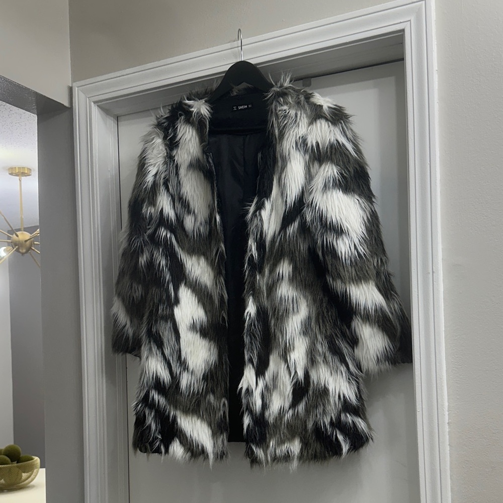 SHEIN Black and White Teddy Jacket